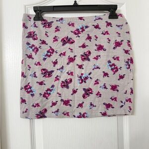 Concert pink and gray floral pull on mini skirt size L